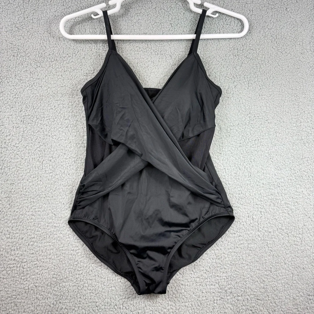 Elegant Black‎ One-Piece Swimsuit